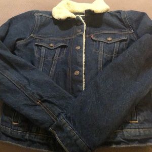 NEW Levi’s Original Sherpa Trucker Jacket